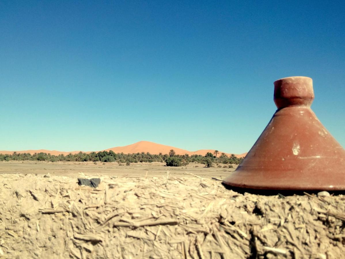 La Vallée des Dunes - Maison d'hôtes et Bivouac Acomodação com café da manhã Merzouga Exterior foto