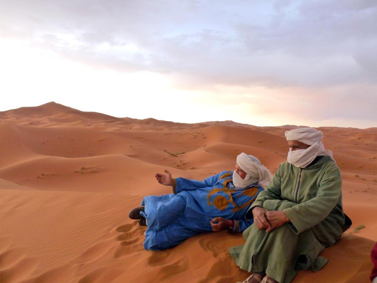 La Vallée des Dunes - Maison d'hôtes et Bivouac Acomodação com café da manhã Merzouga Exterior foto